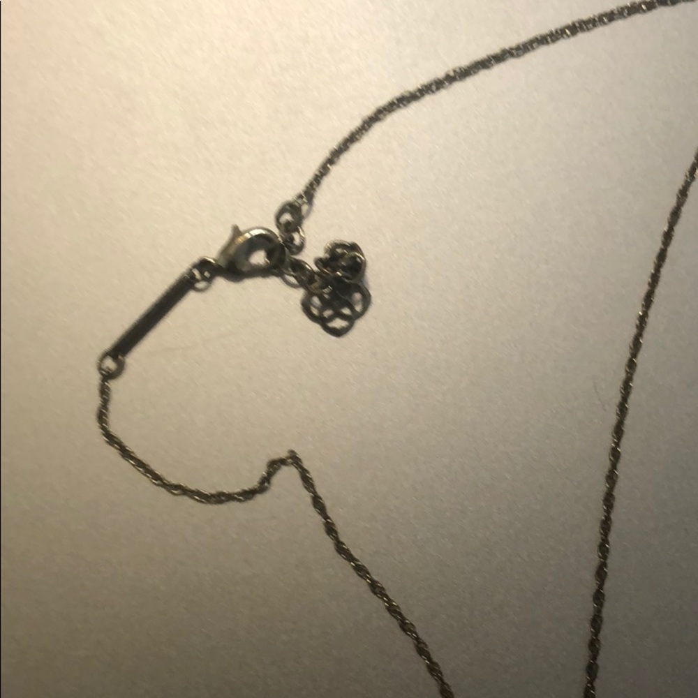 Kendra Scott kiri